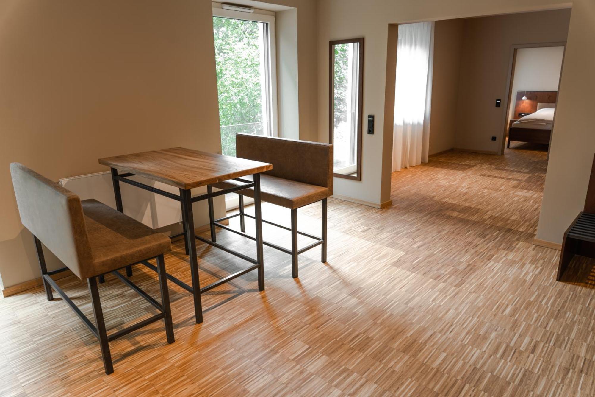 Cavallestro Deluxe Kitzingen Ngoại thất bức ảnh